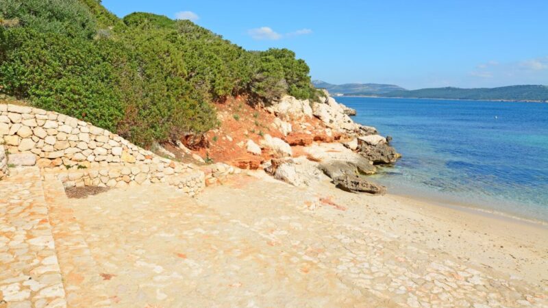 Plage d’Albo : le guide pratique d’une marine sauvage du Cap Corse